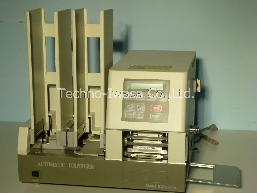 �������u